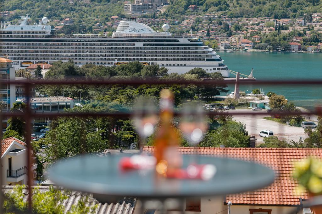 Apartments Feniks Котор Экстерьер фото